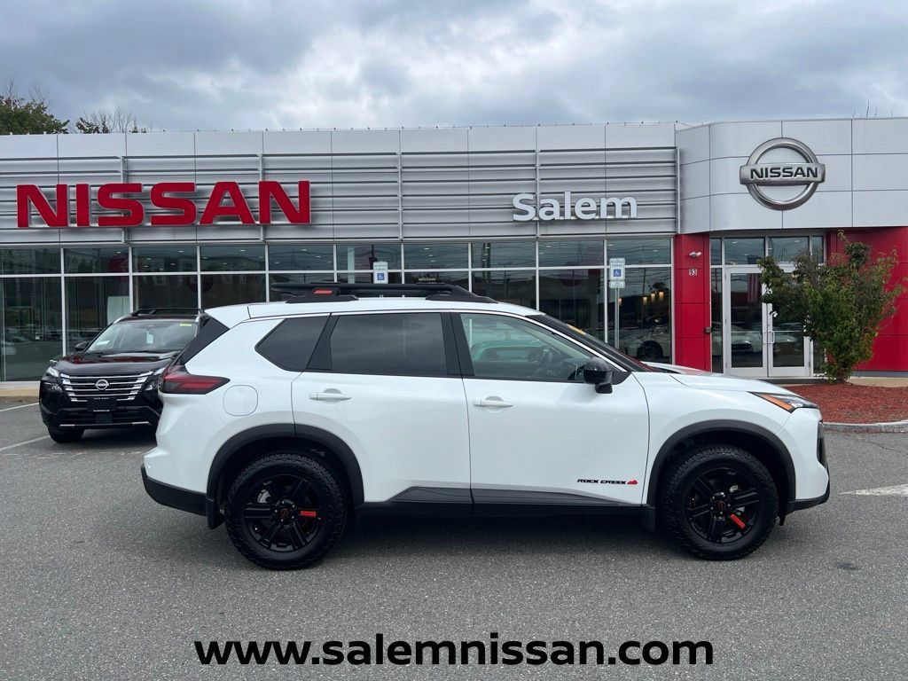Certified 2026 Nissan Rogue SV AWD/4WD image 8