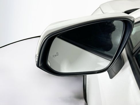 Used 2020 Toyota RAV4 XLE image 16