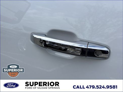 Used 2025 Chevrolet Silverado 3500 LTZ w/ LTZ Convenience Package AWD/4WD image 17