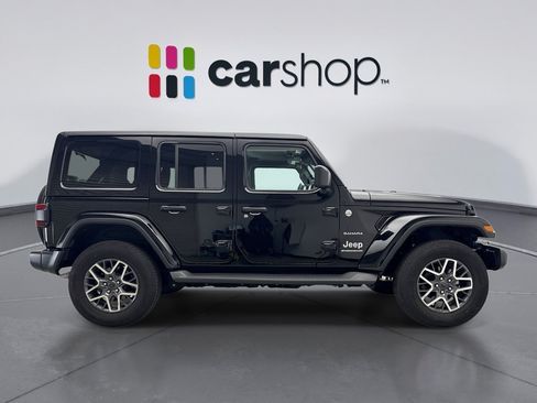 Used 2024 Jeep Wrangler Unlimited Sahara AWD/4WD image 6