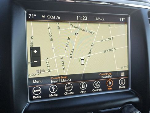 Used 2018 Jeep Grand Cherokee Limited AWD/4WD image 9