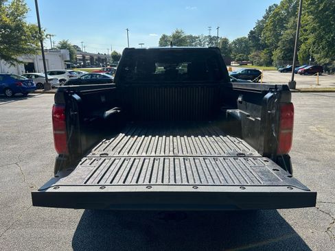 Used 2024 Toyota Tacoma TRD Off-Road AWD/4WD image 30