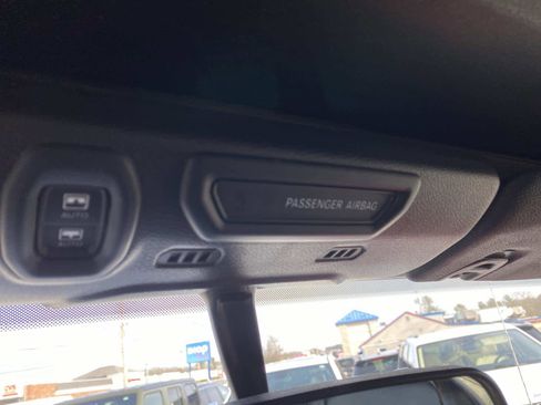 Used 2021 Jeep Wrangler Unlimited Rubicon w/ Steel Bumper Group image 32