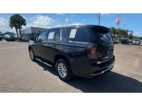 Used 2025 Chevrolet Tahoe LT RWD image 4