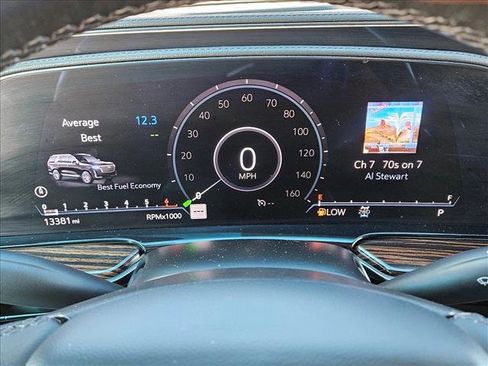 Certified 2022 Cadillac Escalade ESV Luxury w/ LPO, Illumination Package image 11