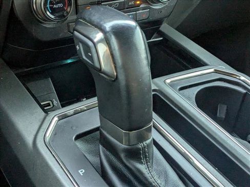 Used 2019 Ford F150 Raptor w/ Equipment Group 802A Luxury image 11