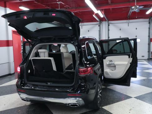 Used 2021 Mercedes-Benz GLB 250 image 30