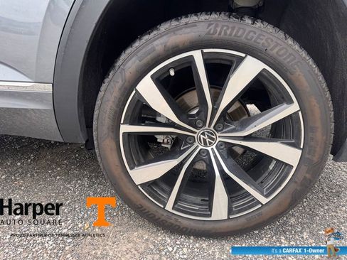 Used 2025 Volkswagen Atlas Cross Sport SEL Premium R-Line AWD/4WD image 20