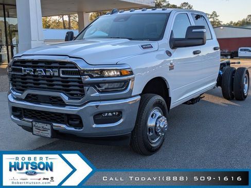 New 2026 RAM 3500 Tradesman w/ Chrome Appearance Group A image 2