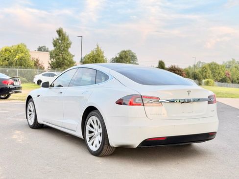 Used 2018 Tesla Model S AWD image 14