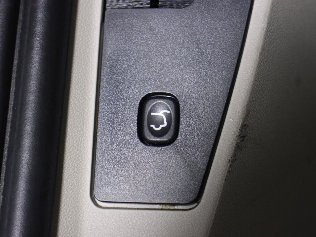 Used 2019 Dodge Grand Caravan SXT FWD image 31