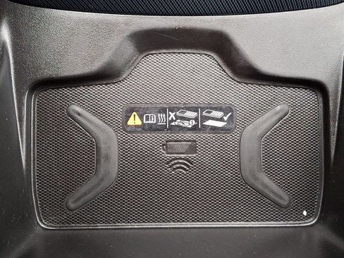 Used 2022 Chevrolet Colorado Z71 image 25