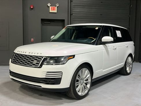 Used 2019 Land Rover Range Rover Supercharged AWD/4WD image 3