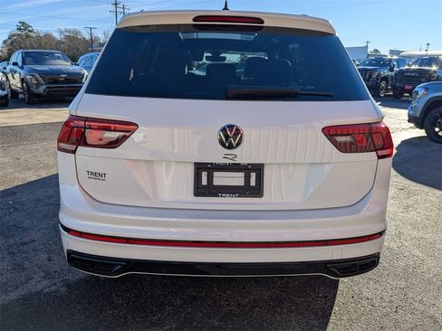 Used 2024 Volkswagen Tiguan SE R-Line image 6