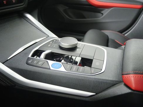 Used 2025 BMW i4 xDrive40i w/ M Sport Package image 28