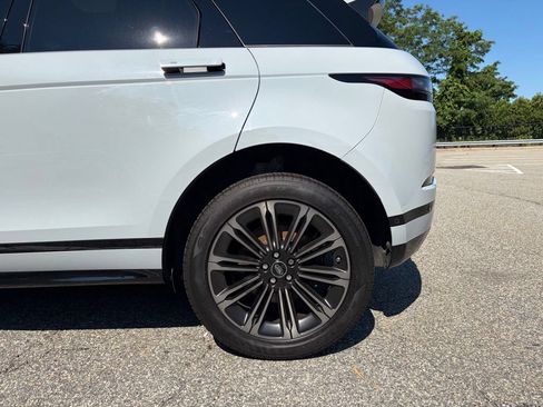 Certified 2026 Land Rover Range Rover Evoque Dynamic SE AWD/4WD image 10
