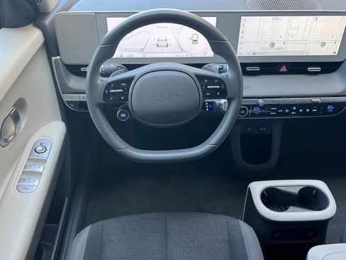 Used 2024 Hyundai Ioniq 5 SE RWD image 14