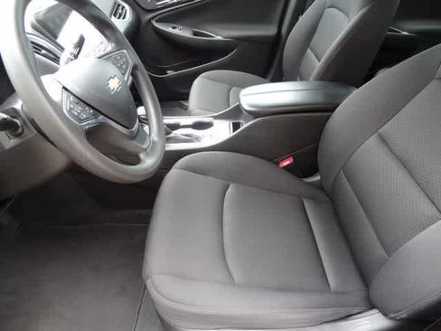 Used 2023 Chevrolet Malibu LT w/ Driver Confidence Package FWD image 6