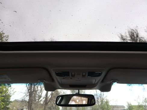 Used 2015 Subaru Outback 2.5i Limited image 28