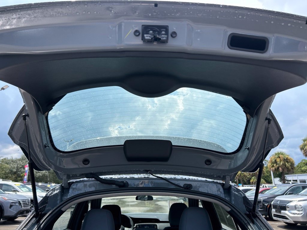 Certified 2024 Nissan Kicks SR w/ SR Premium Package FWD image 48
