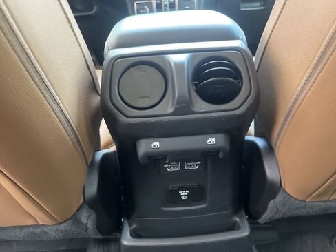 Used 2021 Jeep Wrangler Unlimited Sahara w/ Cold Weather Group AWD/4WD image 9