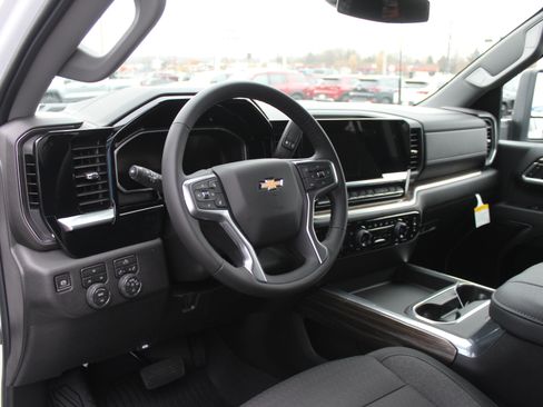 New 2026 Chevrolet Silverado 3500 LT w/ Convenience Package image 10