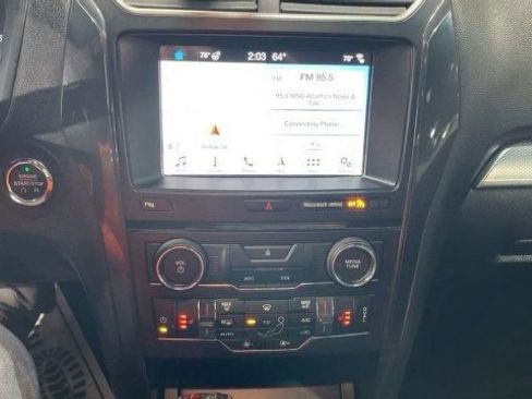 Used 2018 Ford Explorer XLT w/ Equipment Group 202A image 17