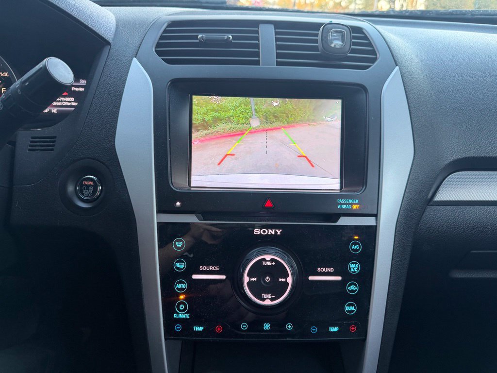 Used 2015 Ford Explorer Sport w/ Equipment Group 401A AWD/4WD image 21