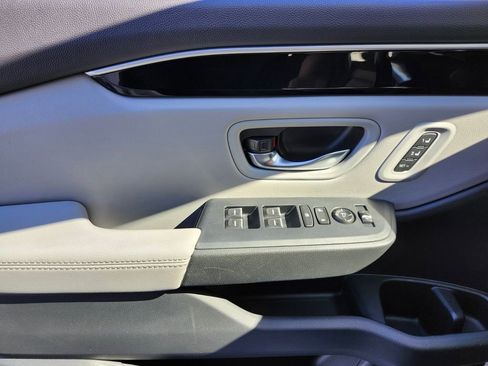 Certified 2024 Honda Pilot EX-L image 33