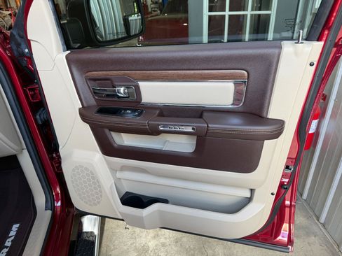 Used 2014 RAM 1500 Laramie w/ Convenience Group AWD/4WD image 20