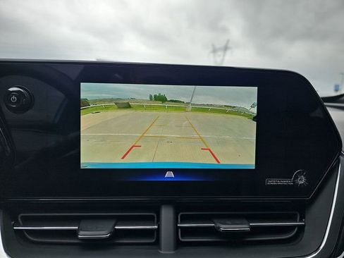 New 2026 Chevrolet Trax RS w/ Sunroof Package FWD image 14