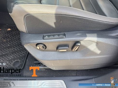 Used 2023 Volkswagen Atlas SEL Premium image 18