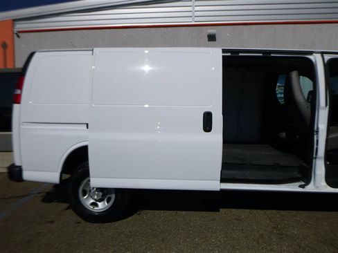 Used 2023 Chevrolet Express 2500 Extended w/ Driver Convenience Package RWD image 5