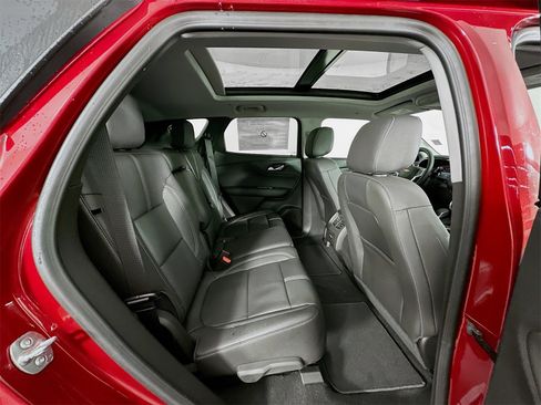New 2025 Chevrolet Blazer LT w/ Midnight/Sport Edition image 28