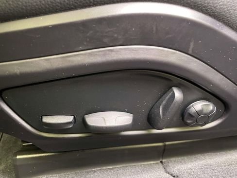 Used 2024 Porsche Panamera 4 image 17