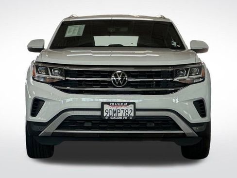 Certified 2022 Volkswagen Atlas Cross Sport SE image 11