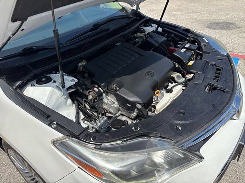Used 2016 Toyota Avalon Limited FWD image 65
