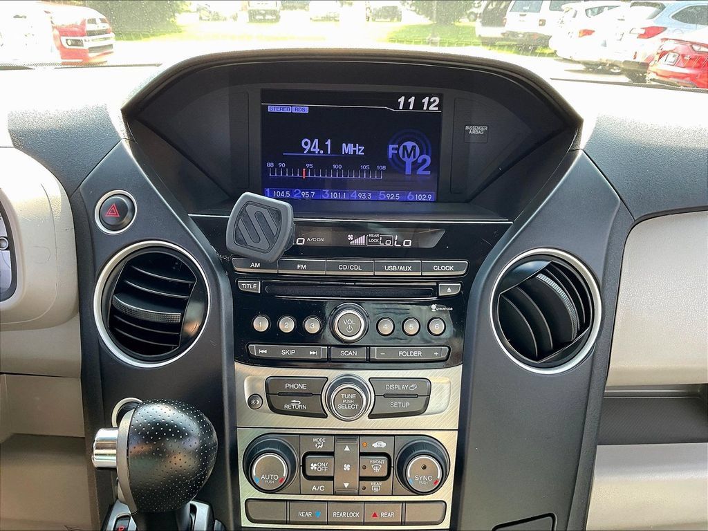 Used 2015 Honda Pilot LX image 15