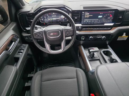 Used 2024 GMC Sierra 1500 Elevation w/ X31 Off-Road Package image 19