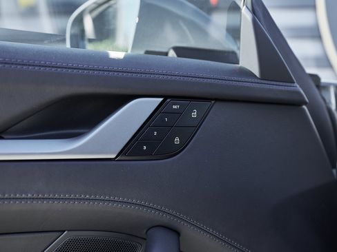 Used 2024 Porsche 911 Carrera S w/ Sport Package image 25