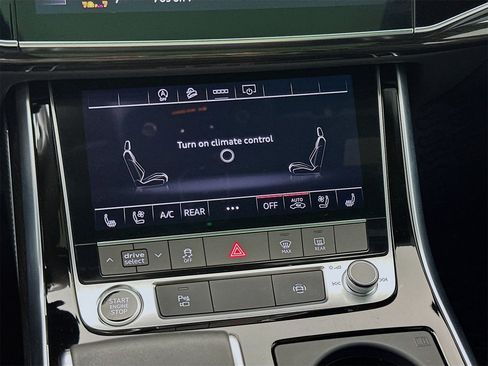 Used 2025 Audi Q8 Premium Plus image 17