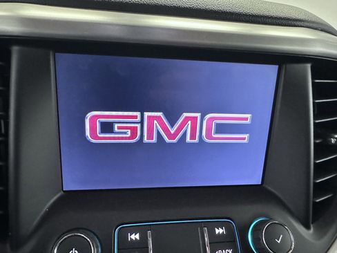 Used 2020 GMC Acadia SLE w/ Driver Convenience Package FWD image 51