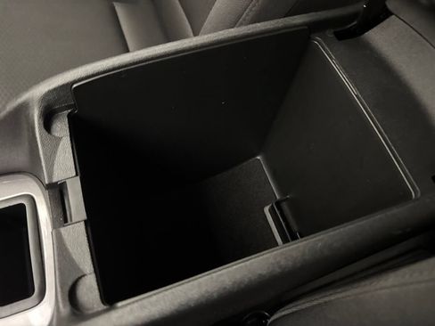 Used 2024 Chevrolet Malibu LT FWD image 30