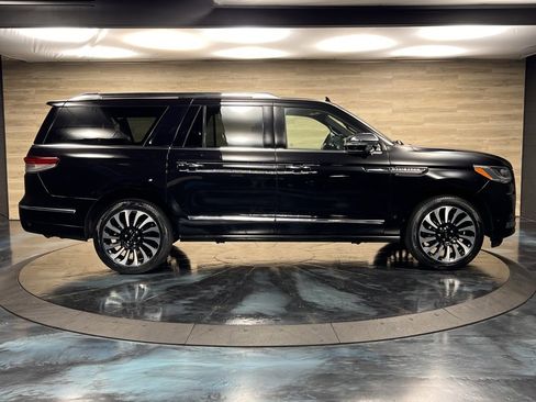 Used 2023 Lincoln Navigator L Black Label image 21