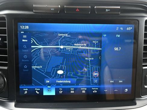 Used 2021 Ford F150 Lariat w/ Trailer Tow Package image 19