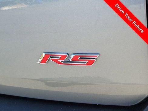 Used 2023 Chevrolet Traverse RS w/ LPO, Floor Liner Package FWD image 34
