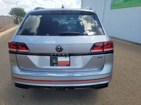 Used 2023 Volkswagen Atlas SEL R-Line AWD/4WD image 7