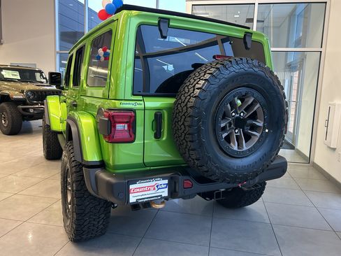 New 2025 Jeep Wrangler Unlimited Rubicon 392 image 5
