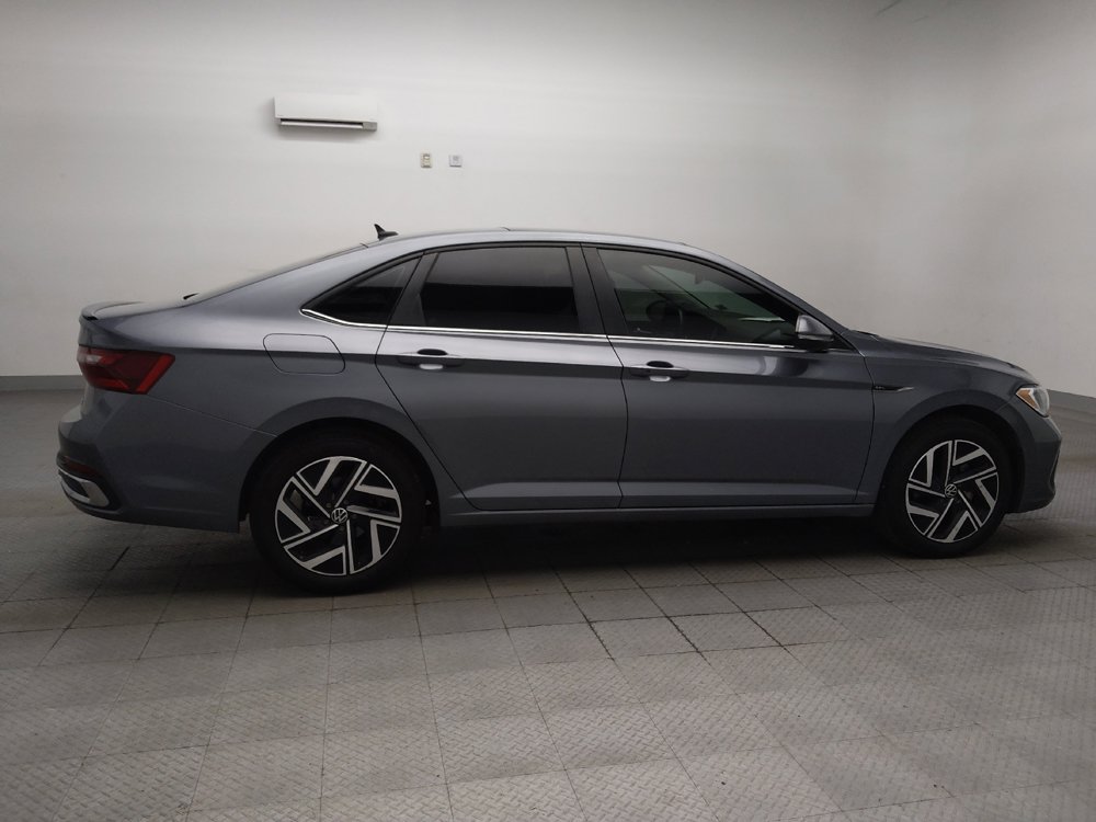 Used 2023 Volkswagen Jetta SEL FWD image 10