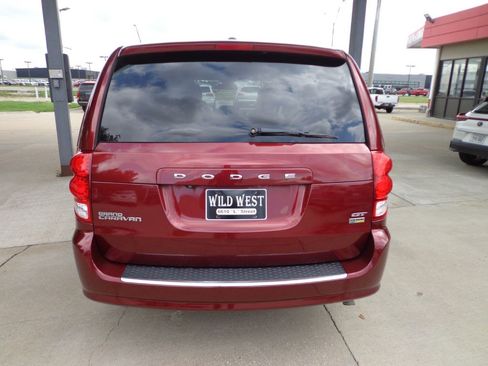 Used 2019 Dodge Grand Caravan GT FWD image 5